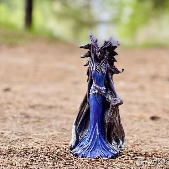 Алтарная свеча богиня Геката