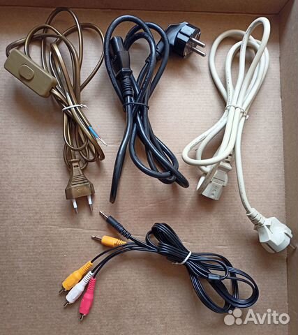 Кабели, провода для компьютера, телефона, утюга