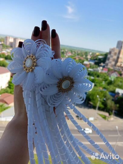 Нарядные белые банты