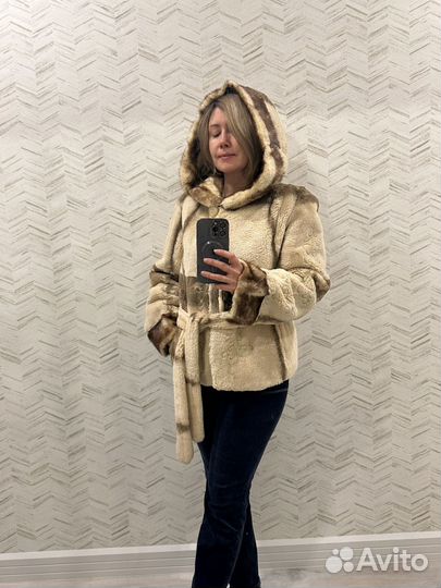 Полушубок автоледи, бобрик стриженый,отделка норка