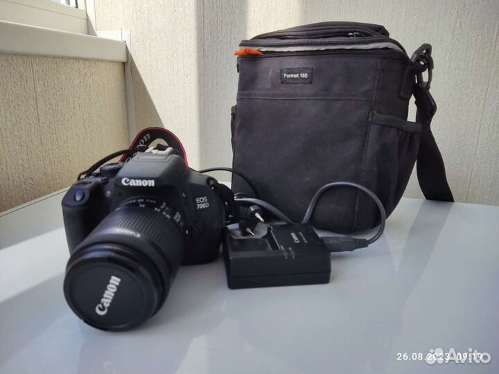 Зеркальный фотоаппарат canon 700d