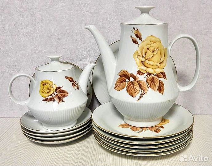 Сервиз Фарфоровый Большой Кольдиц Германия (Г.Д.Р)