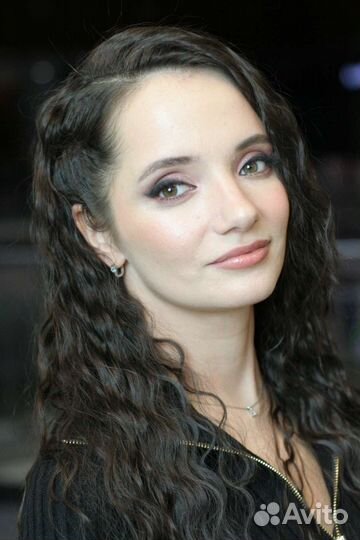 Макияж и прическа