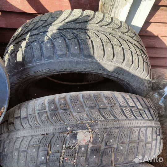 Michelin Maxi Ice Van 225/50 R17
