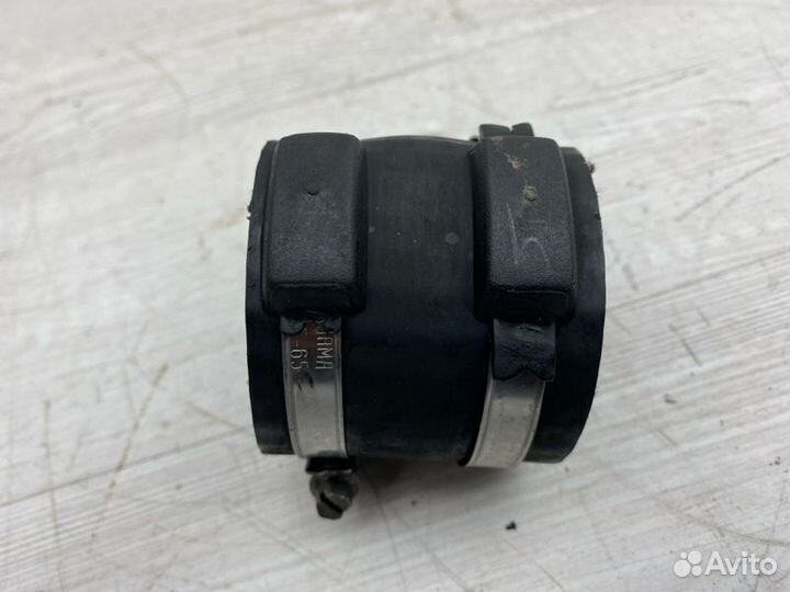 Патрубок воздушный Land Rover Range Rover L322