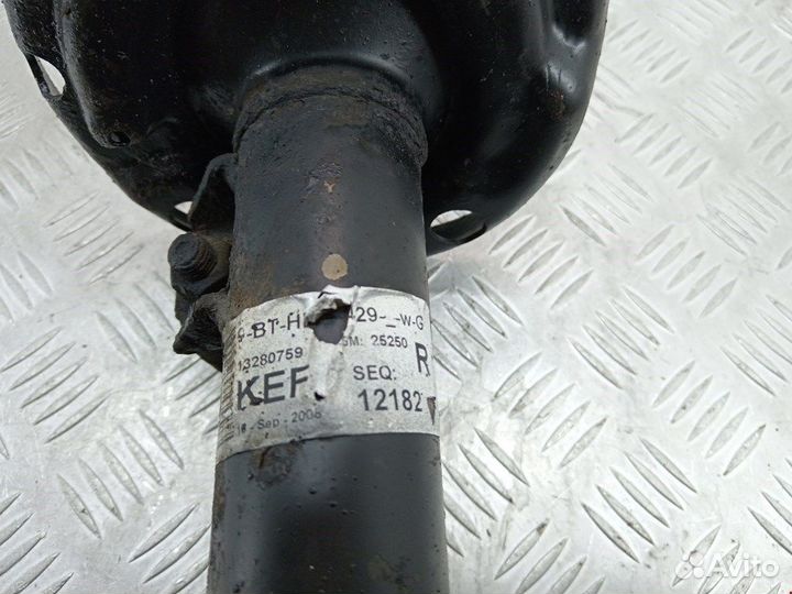 Стойка для Opel Astra H