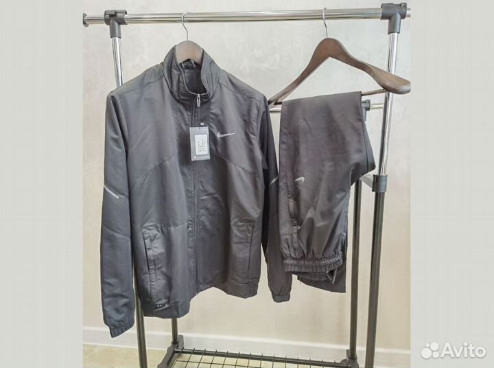 Спортивный костюм Nike