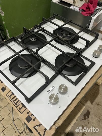 Итальянская Газовая варочная панель Hotpoint