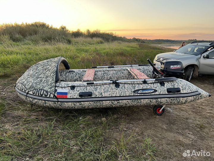 Лодка Gladiator e380 с Suzuki DF-20A