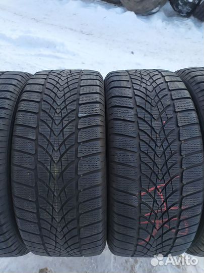 Dunlop SP Winter Sport 4D 255/50 R19 103V