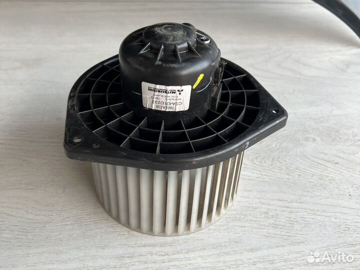 Mitsubishi Outlander Gf моторчик печки