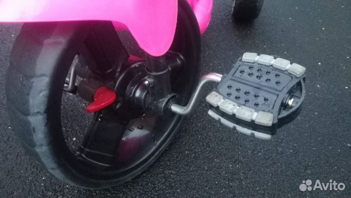 Детский велосипед с родительской ручкой