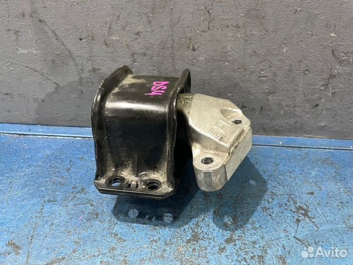 Подушка двигателя правая Citroen C4 B7