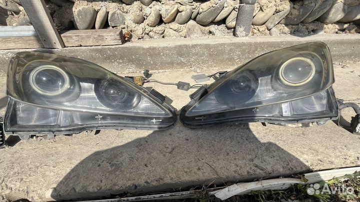 Lexus is 250 фары