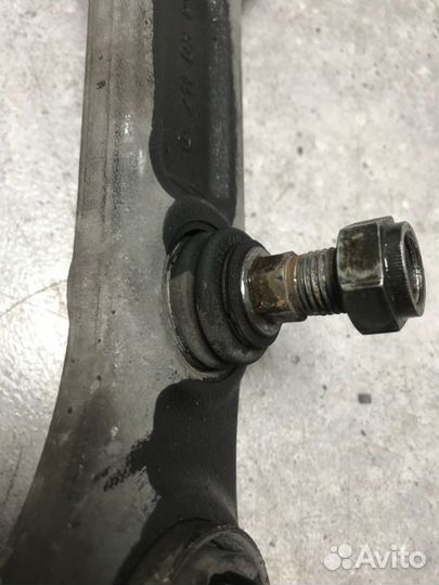 Рычаг подвески передний Mercedes-Benz S-Class W221