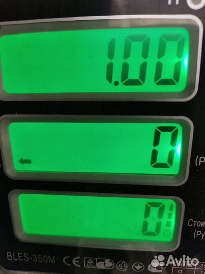 Моторчик стеклоочистителя передний Volkswagen Golf