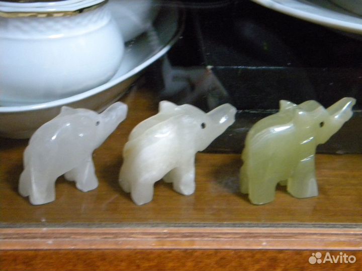 Фигуры из оникса