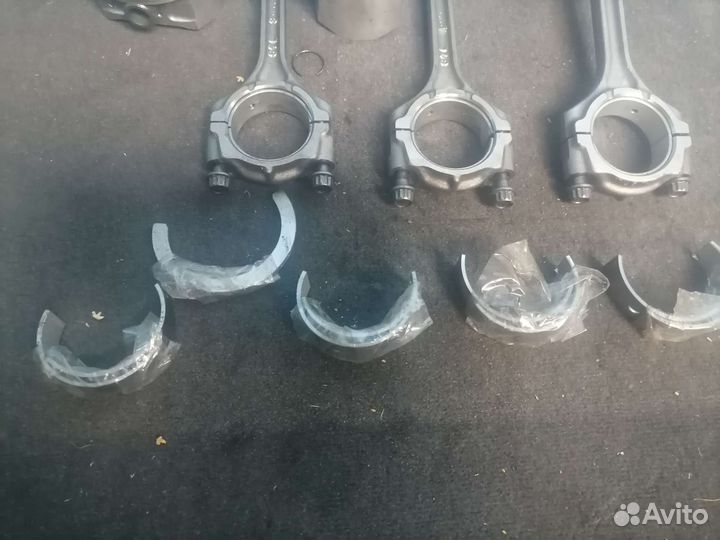 Поршня Сузуки df70atl