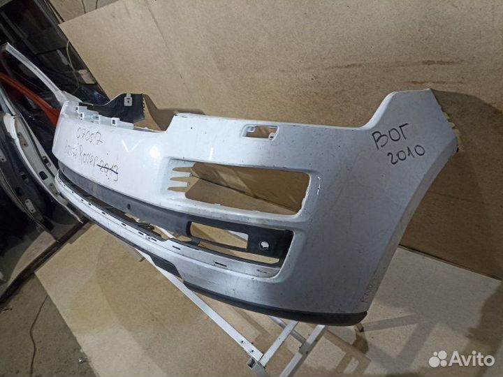 Бампер передний Land Rover Range Rover vogue