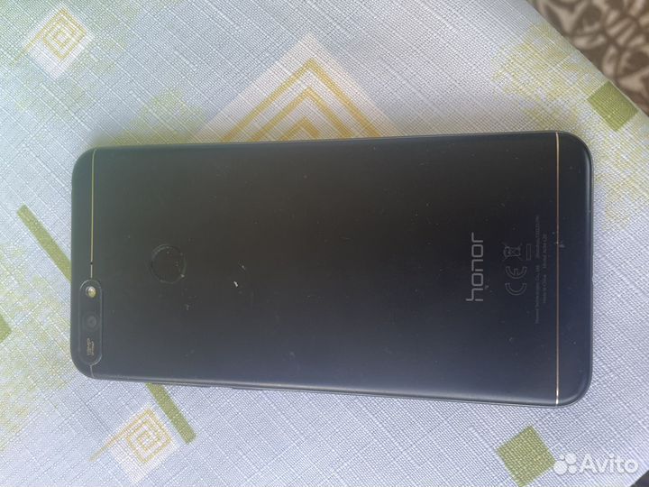 Телефон Honor 7а pro