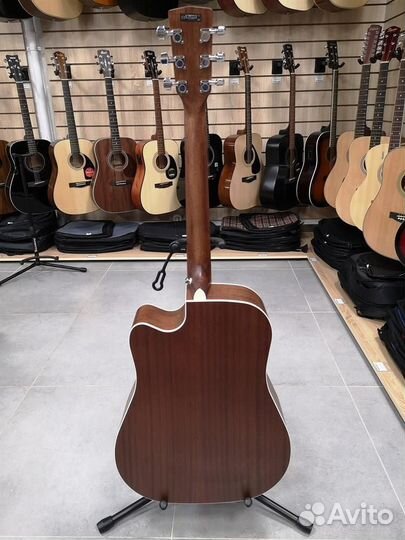 Электро-акустическая гитара Cort MR500E-OP MR Series