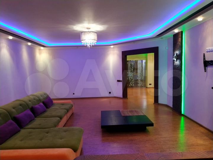 2-к. квартира, 120 м², 1/5 эт.