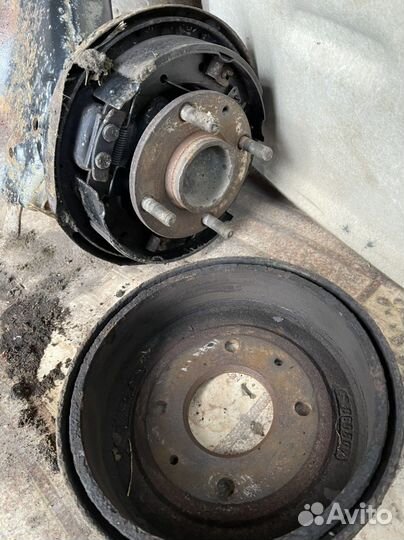 Задняя балка в сборе bitsubishi colt z34a