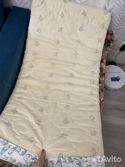 Кроватка детская с матрасом