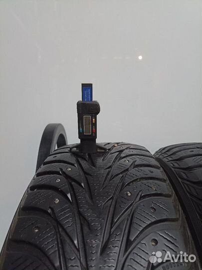 Yokohama Ice Guard IG35 215/60 R17