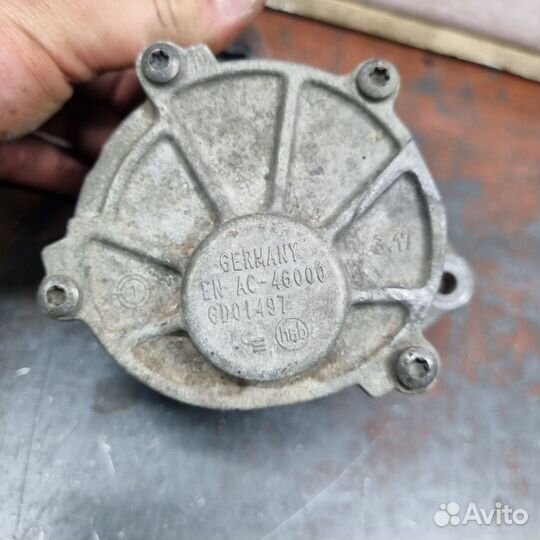 Вакуумный насос Mercedes Glk x204 2.2 cdi om651