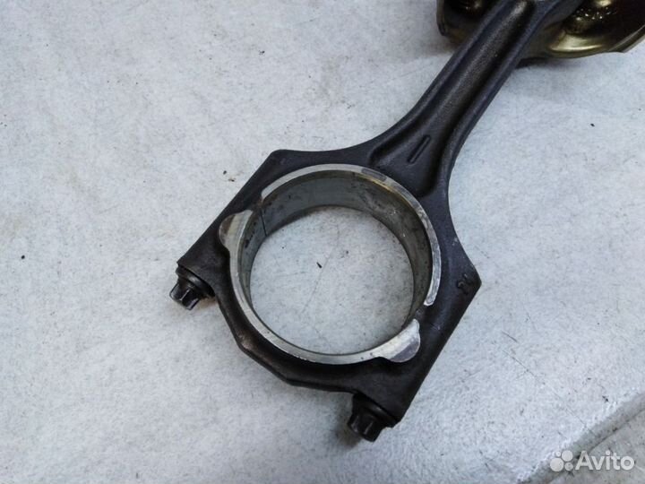 Поршень с шатуном