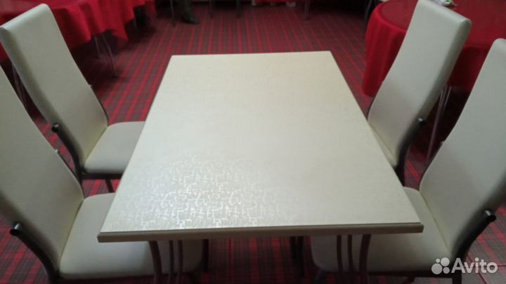 Продам стол и стулья