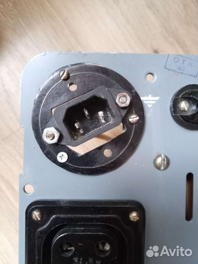 Понижающий трансформатор 220/110/36 В