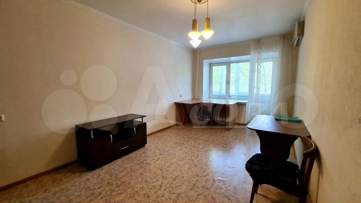 2-к. квартира, 45 м², 3/5 эт.