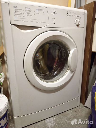 Стиральная машина indesit
