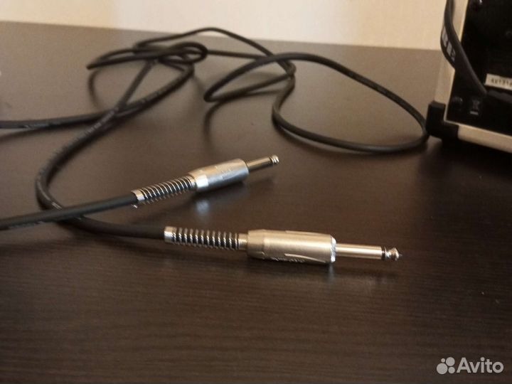 Roland micro cube white