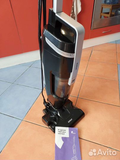 Вертикальный паровой пылесос