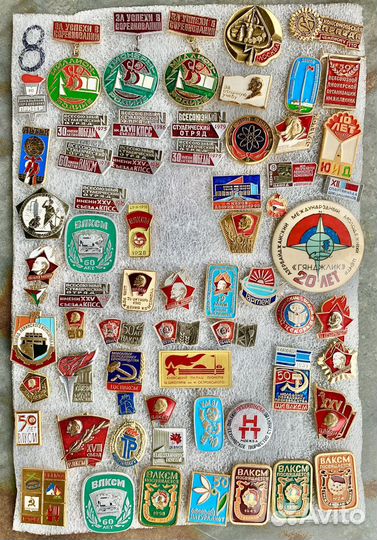 19 - значки влксм, пионерия, армия