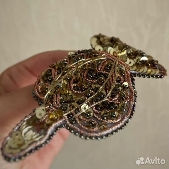 Брошь ручной работы мак