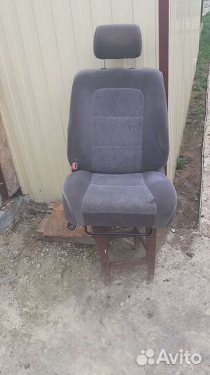 Сиденье переднее пассажирское