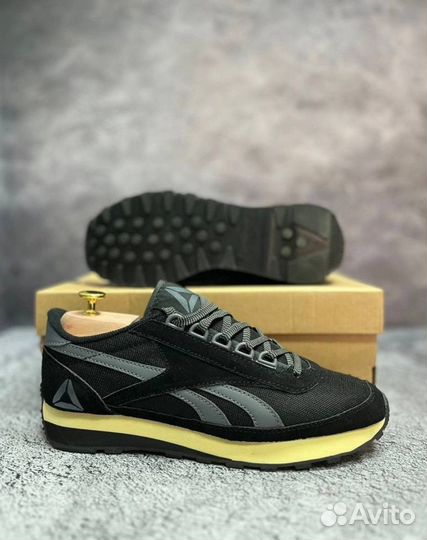 Кроссовки reebok