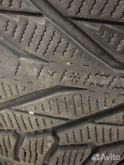 Nokian Tyres Hakkapeliitta R2 SUV 245/55 R19 107R