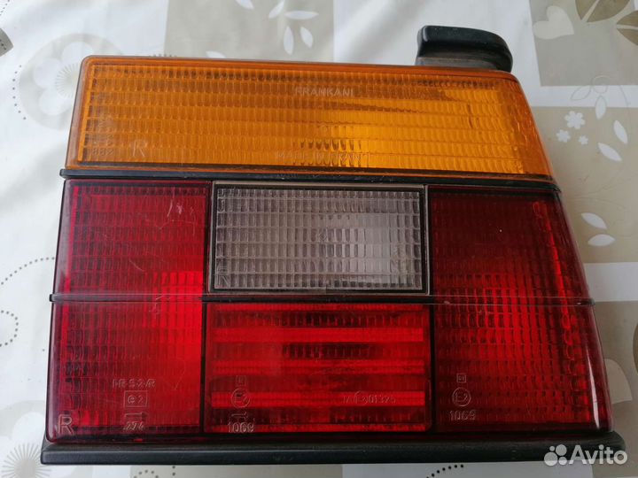 Задний фонарь на volkswagen jetta
