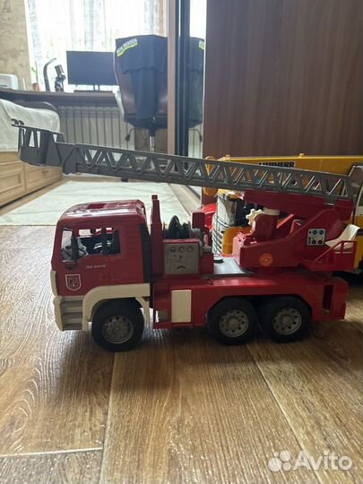 Детские машинки Bruder