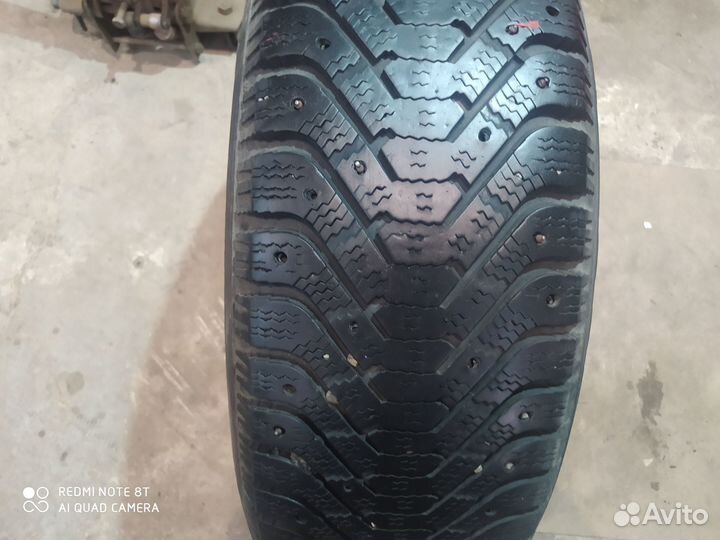 Goodyear UltraGrip 500 235/60 R18 107T