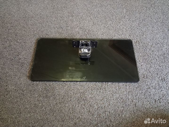 Подставка Philips 40PFL3107 с болтиками