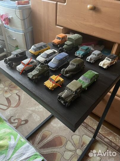 Продаю модели автомобилей серии 