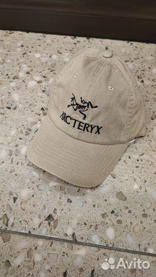Бейсболка arcteryx