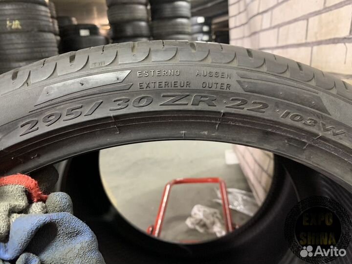 Pirelli Scorpion Zero Asimmetrico 295/30 R22