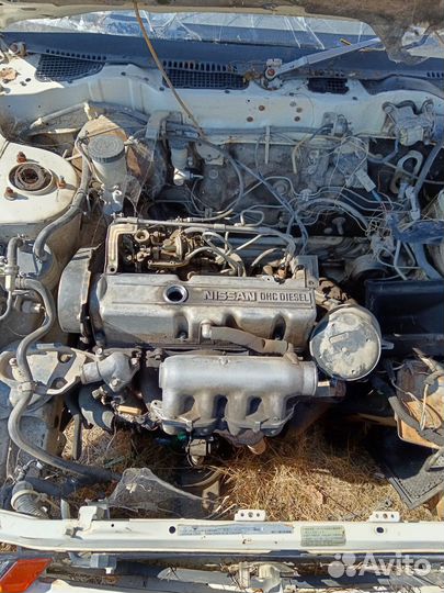 Nissan Bluebird 2.0 МТ, 1989, битый, 3 520 км